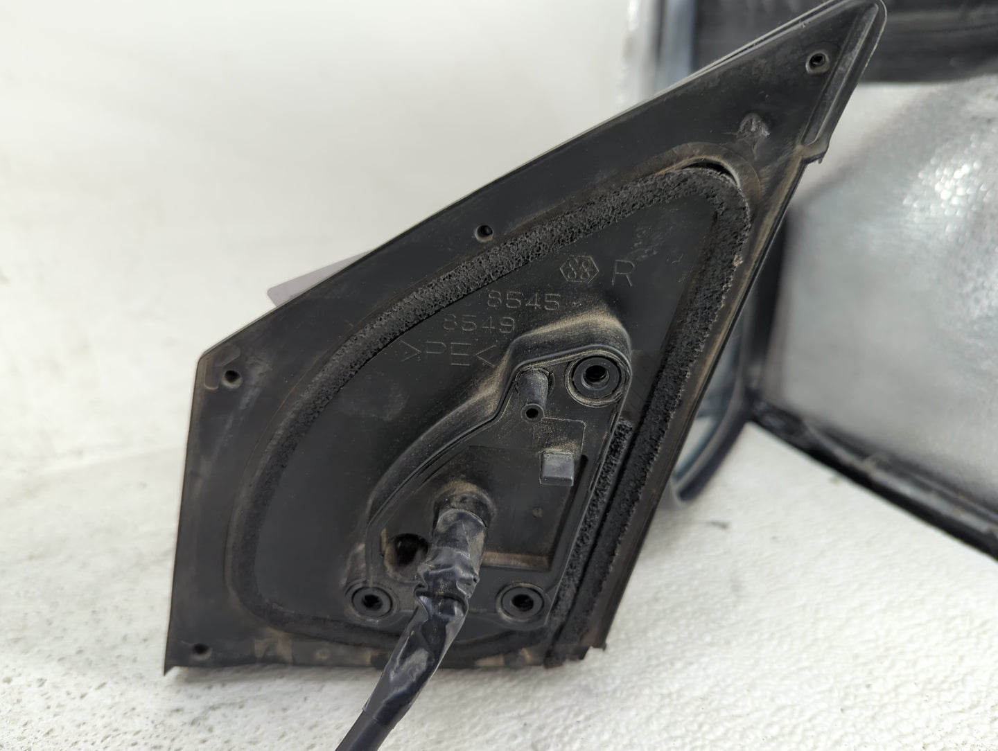 2009-2013 Toyota Corolla Passenger Side View Mirror - Right Door Mirror OEM Used - Oemusedautoparts1.com