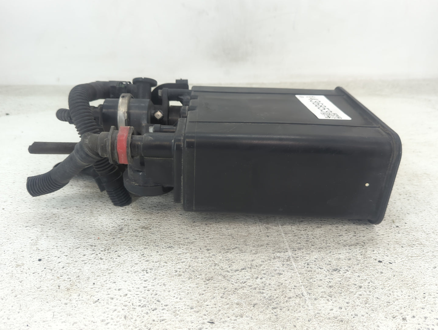 2010 Toyota Corolla Fuel Vapor Charcoal Canister - Oemusedautoparts1.com