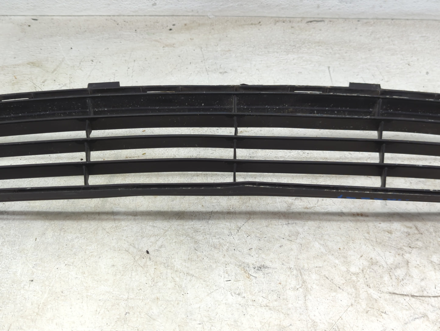 2009-2010 Toyota Corolla Front Grille Bumper Not Included - Oemusedautoparts1.com