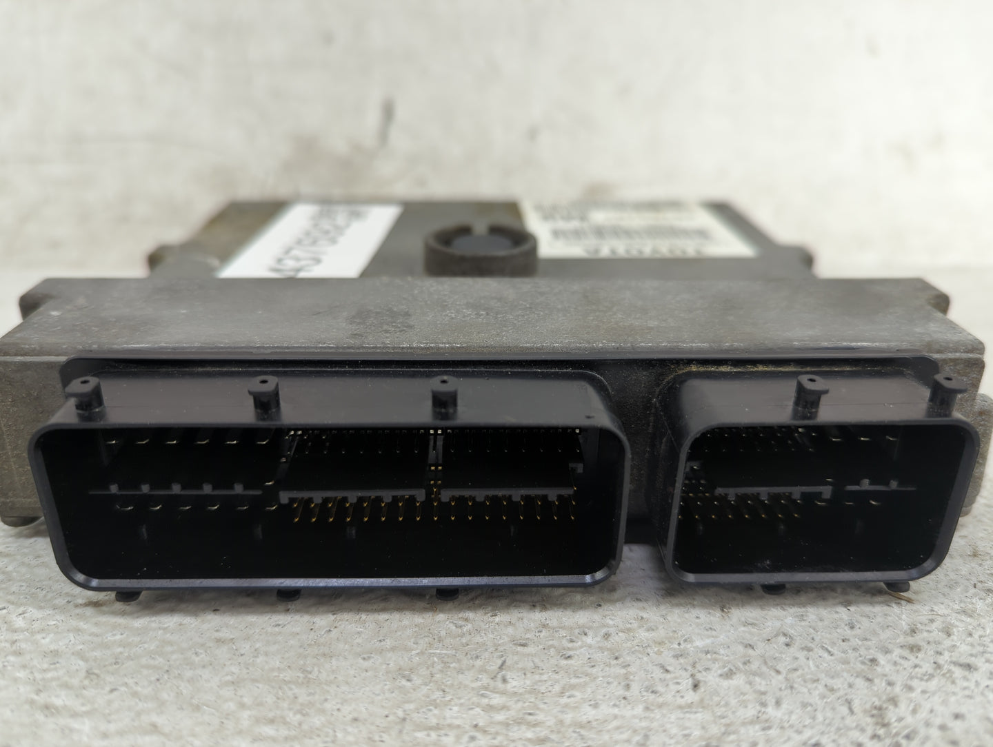 2009-2010 Toyota Corolla PCM Engine Control Computer ECU ECM PCU OEM P/N:89661-02M91 Fits Fits 2009 2010 OEM Used Auto Parts