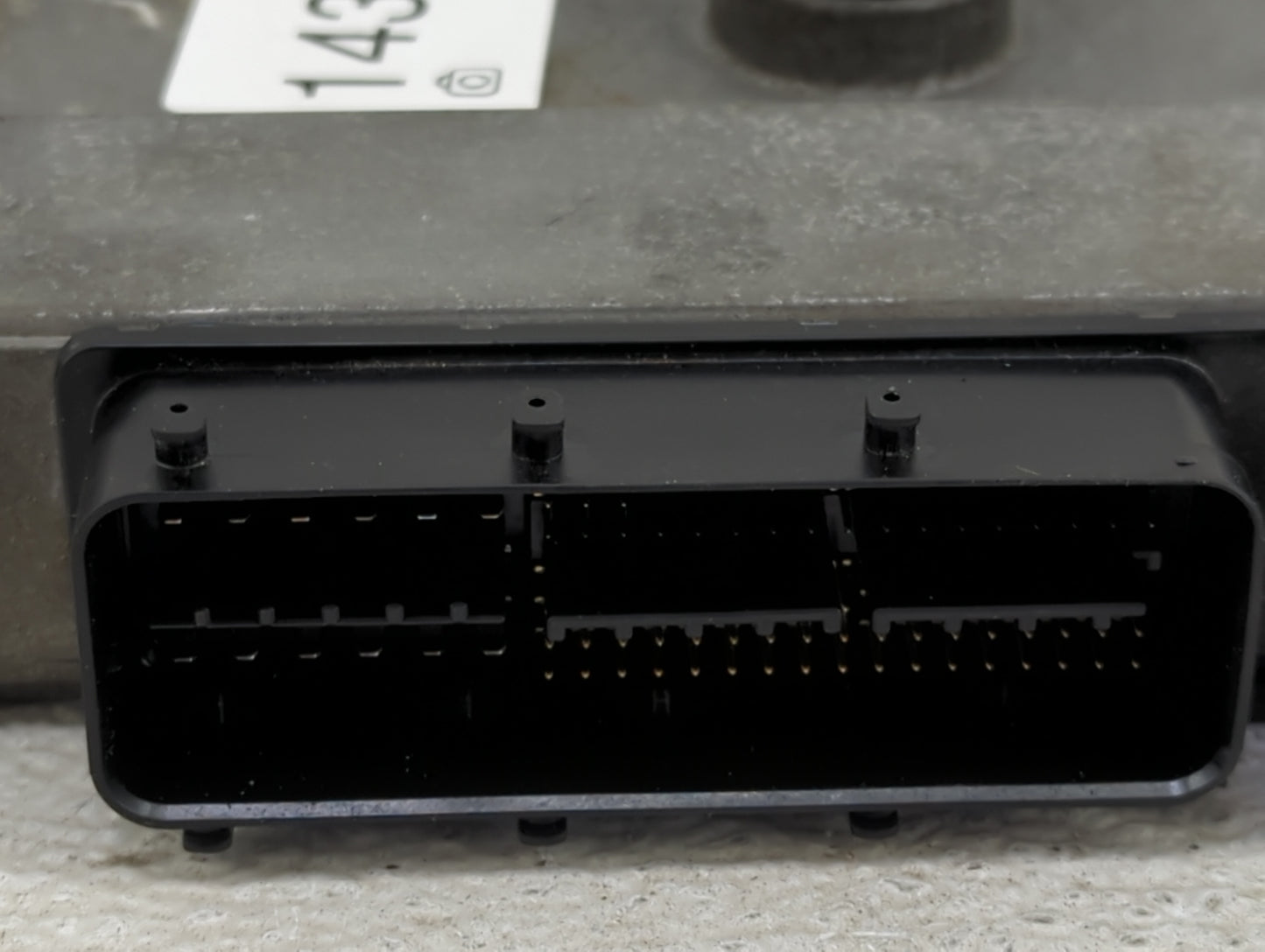 2009-2010 Toyota Corolla PCM Engine Control Computer ECU ECM PCU OEM P/N:89661-02M91 Fits Fits 2009 2010 OEM Used Auto Parts