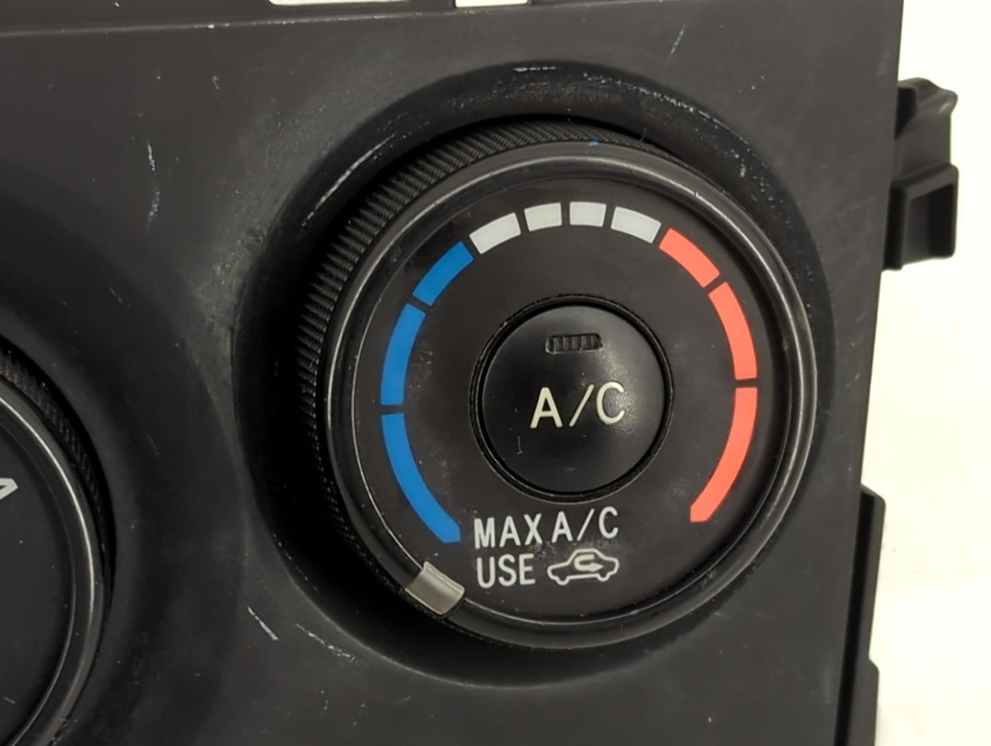 2010 Toyota Corolla Climate Control Module Temperature AC/Heater Replacement P/N:55406-02260 55406-02250, 75D403, 75D402 Fit