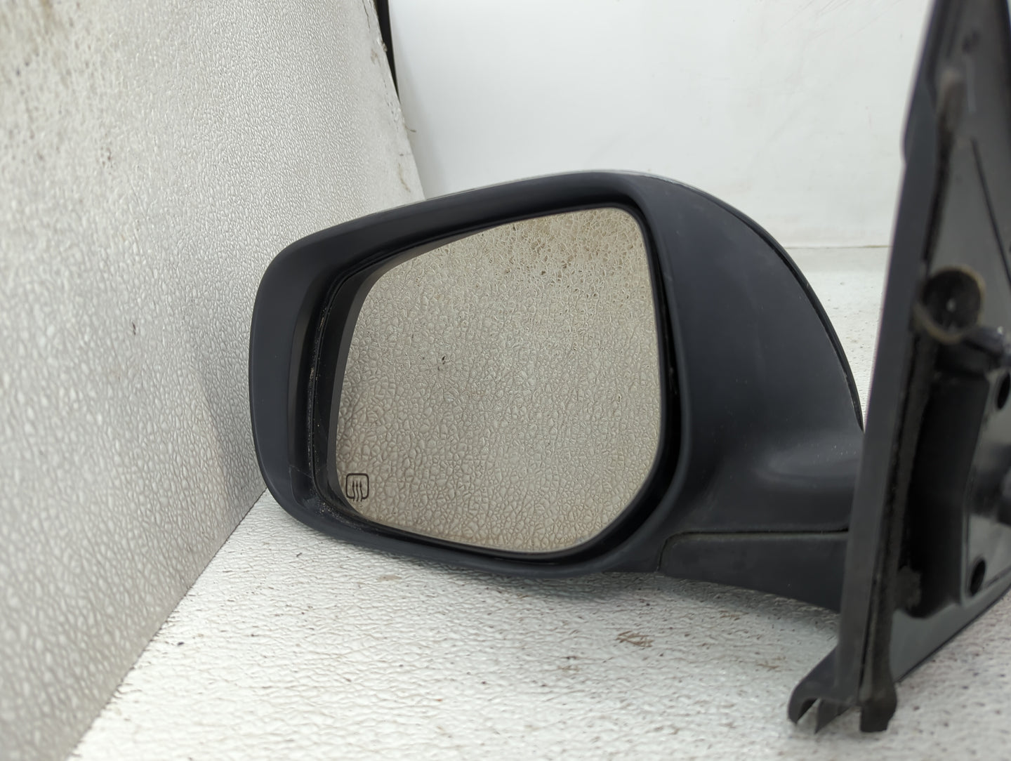 2009-2013 Toyota Corolla Driver Side View Mirror - Left Door Mirror OEM Used - Oemusedautoparts1.com