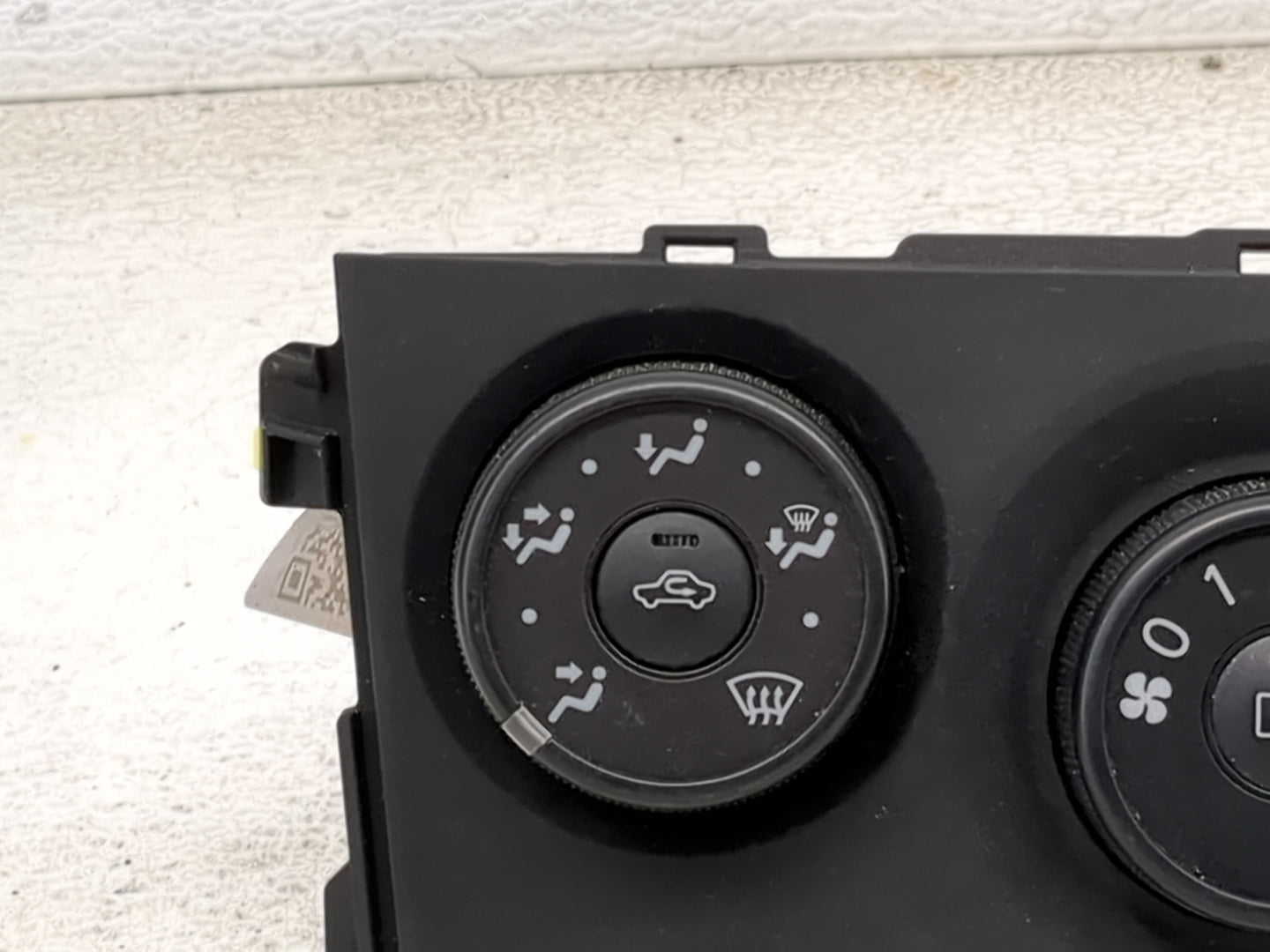 2009-2013 Toyota Corolla Climate Control Module Temperature AC/Heater Replacement Fits Fits 2009 2010 2011 2012 2013 OEM Use