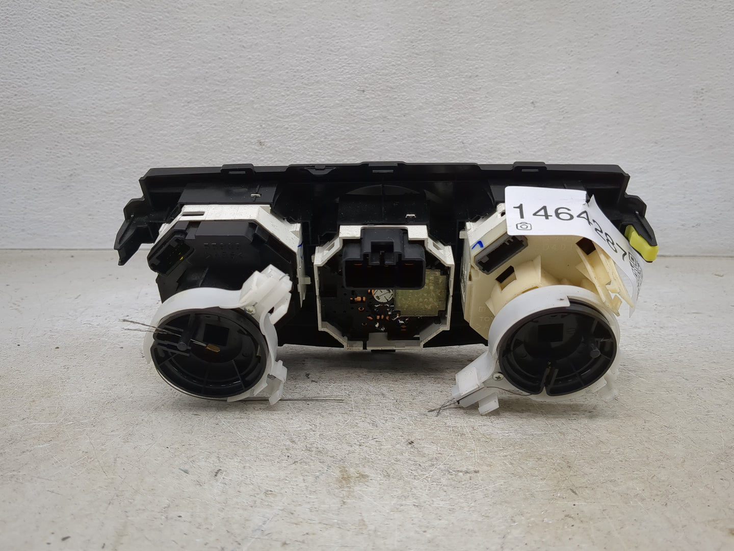 2009-2013 Toyota Corolla Climate Control Module Temperature AC/Heater Replacement Fits Fits 2009 2010 2011 2012 2013 OEM Use