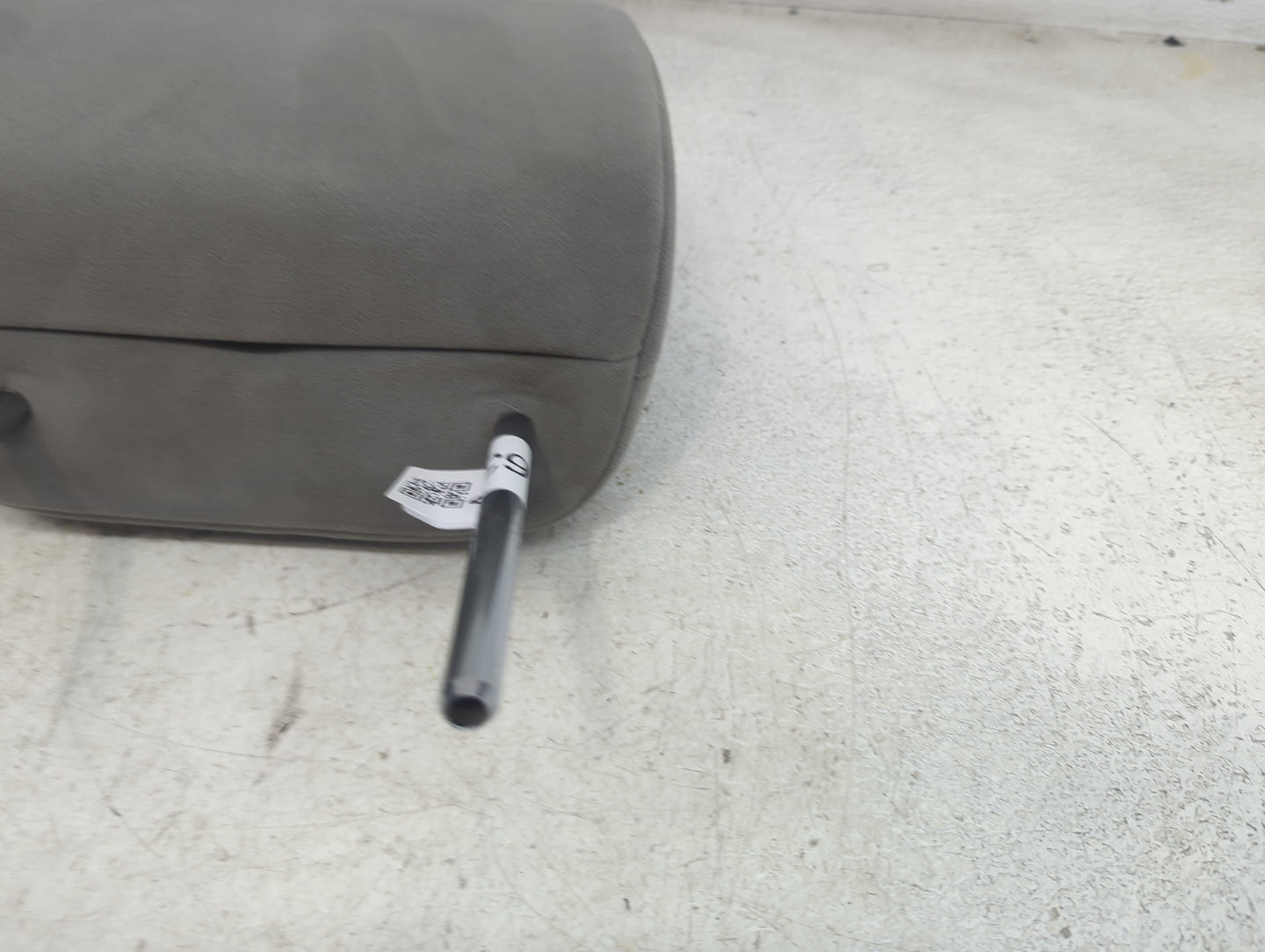 2009-2010 Toyota Corolla Headrest Head Rest Front Driver Passenger Seat Fits Fits 2009 2010 OEM Used Auto Parts - Oemusedaut