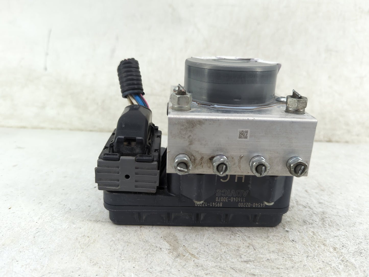 2009-2010 Toyota Corolla ABS Pump Control Module Replacement P/N:44540-02200 89541-12700, 116040-30070 Fits Fits 2009 2010 O