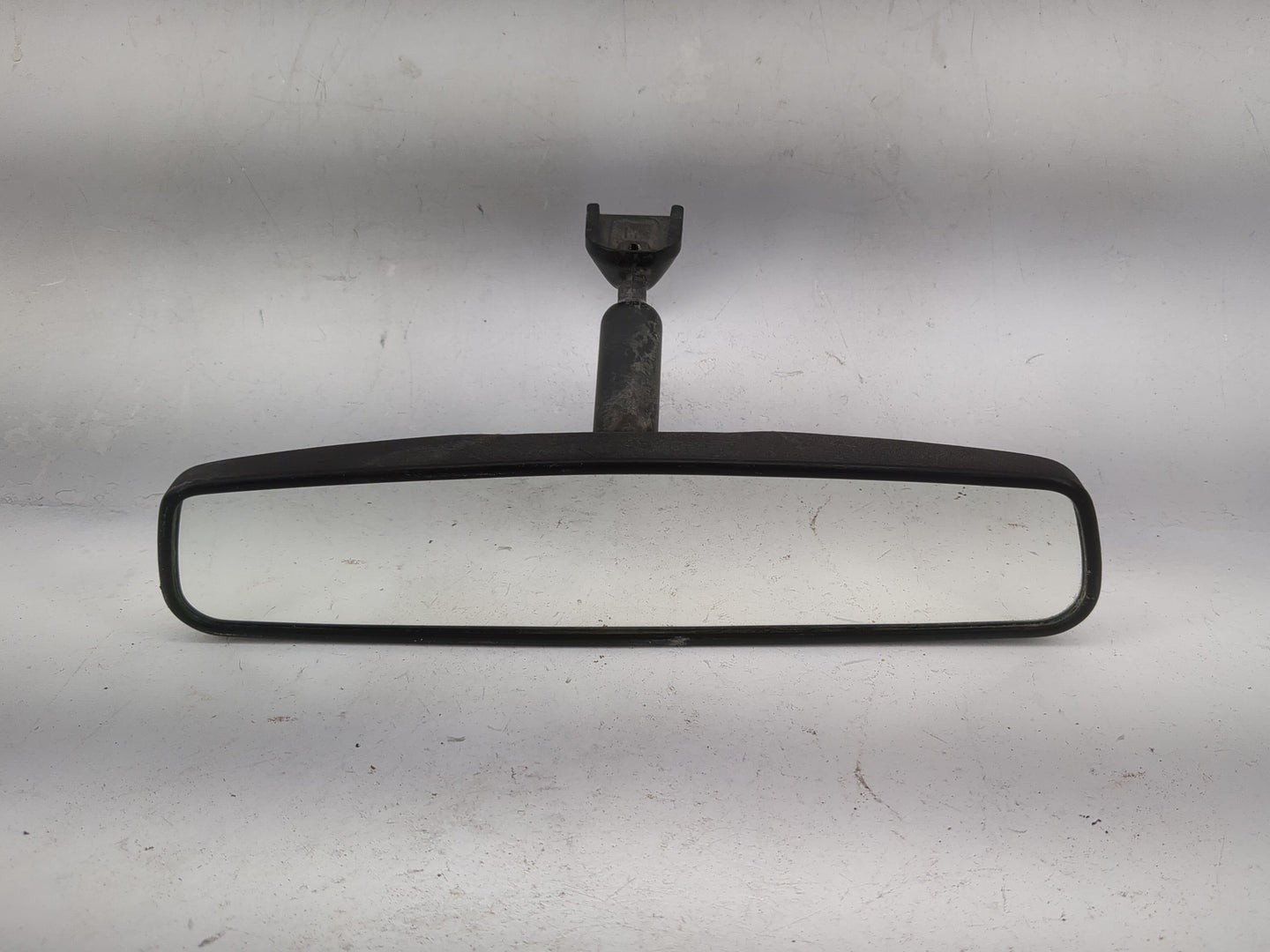 2009-2016 Toyota Corolla Interior Rear View Mirror Replacement OEM P/N:011083 Fits OEM Used Auto Parts - Oemusedautoparts1.c