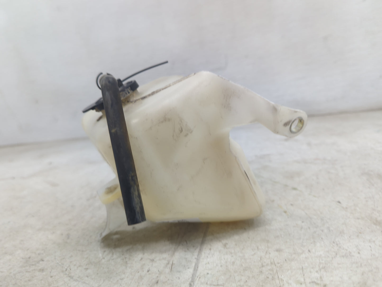 2009-2013 Toyota Corolla Radiator Coolant Overflow Expansion Tank Bottle 1479006 - Oemusedautoparts1.com