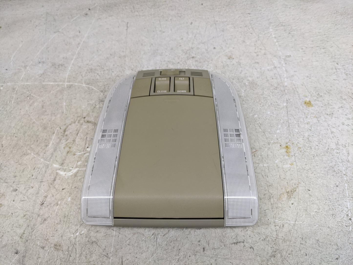 2009-2013 Toyota Corolla Overhead Roof Console 1481948 - Oemusedautoparts1.com