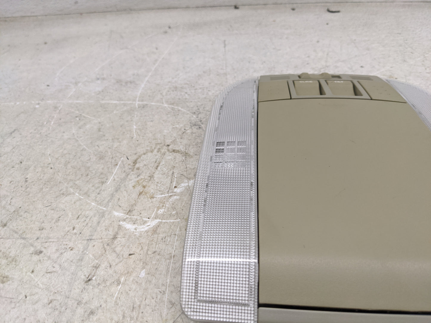 2009-2013 Toyota Corolla Overhead Roof Console 1481948 - Oemusedautoparts1.com