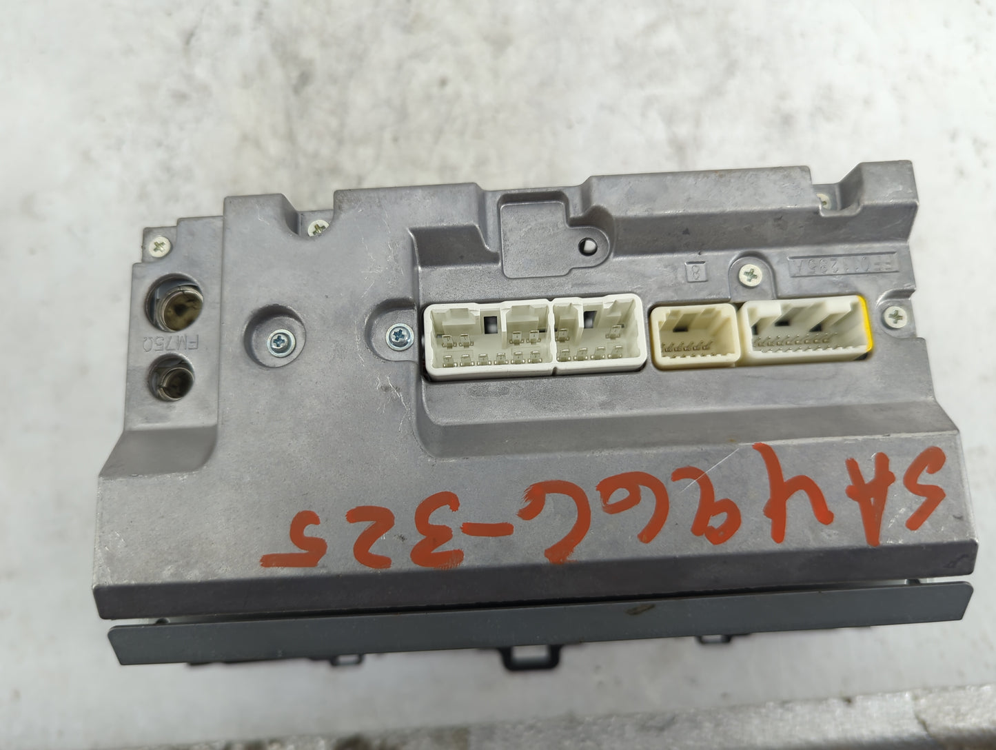 2009-2010 Toyota Corolla Radio AM FM Cd Player Receiver Replacement P/N:86120-12D10 CQ-JS7960AJ Fits Fits 2009 2010 OEM Used