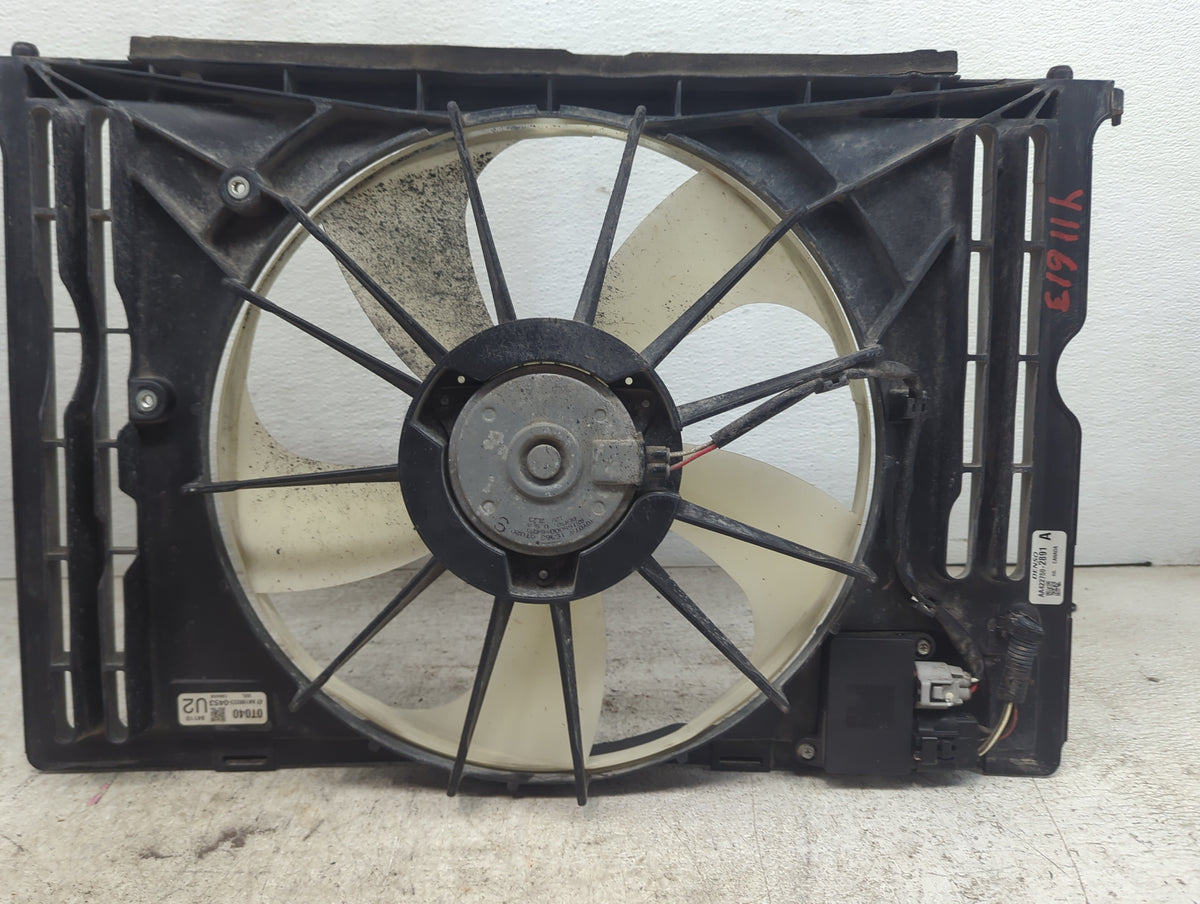 2009-2013 Toyota Corolla Electric Radiator Cooling Fan Motor Assembly P/N:AA422750-2891 AA100223-0453 Fits OEM Used Auto Par