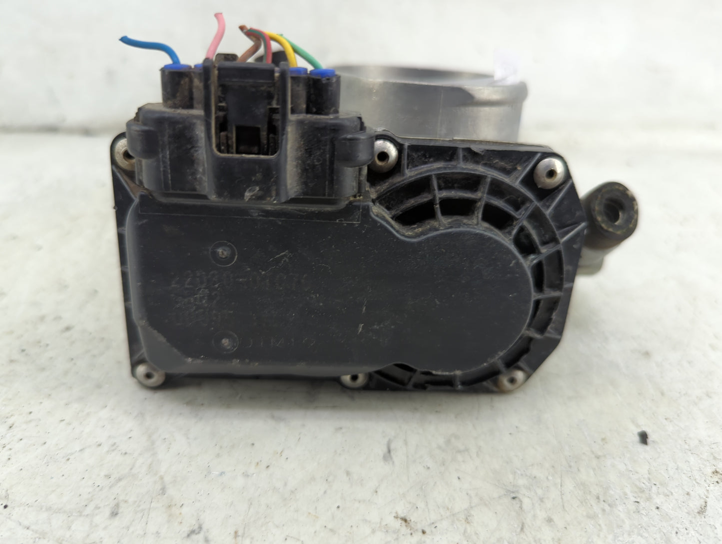 2010 Toyota Corolla Throttle Body P/N:22030-0T070 Fits OEM Used Auto Parts - Oemusedautoparts1.com