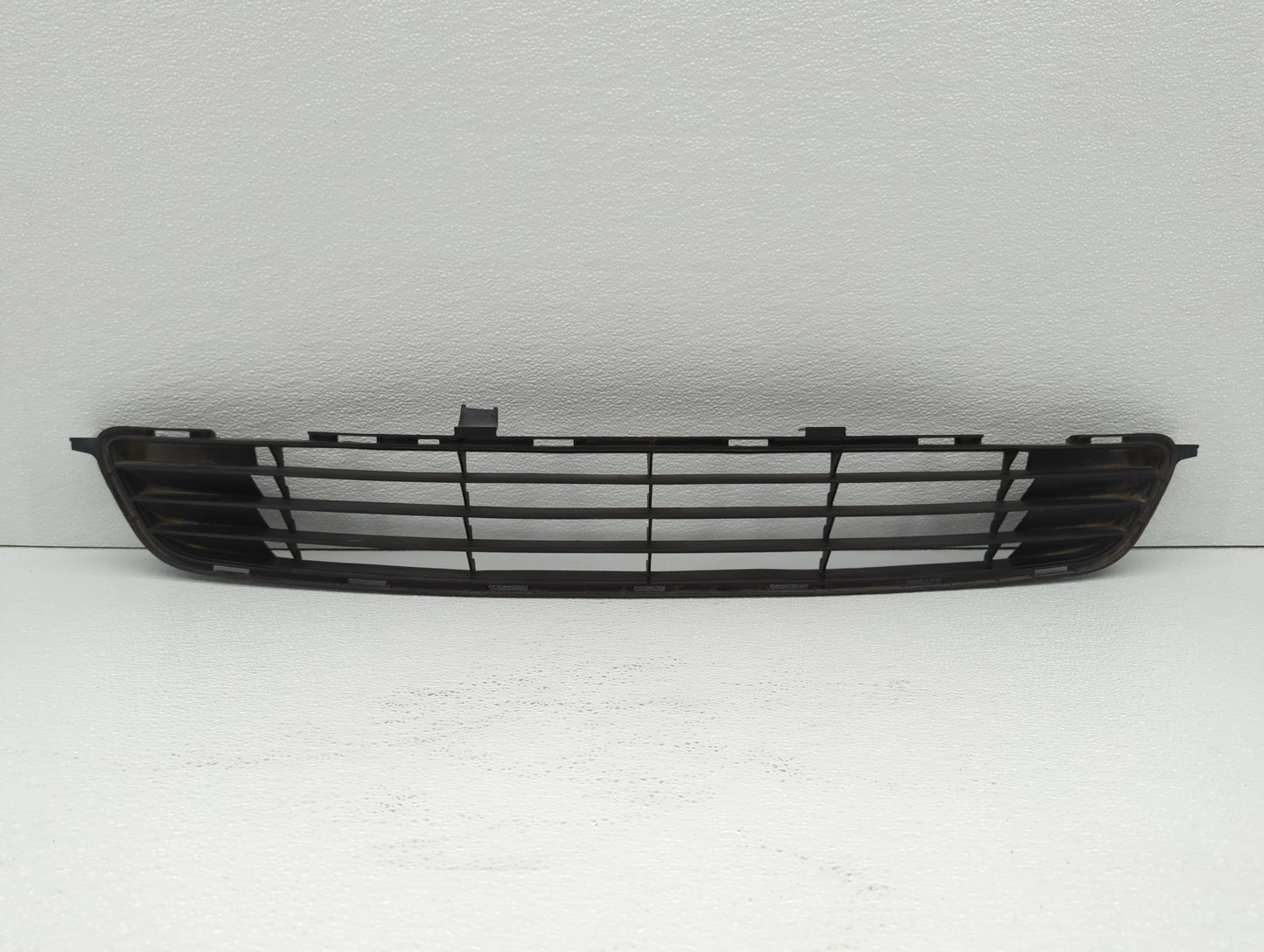 2009-2010 Toyota Corolla Front Bumper Grille Cover - Oemusedautoparts1.com