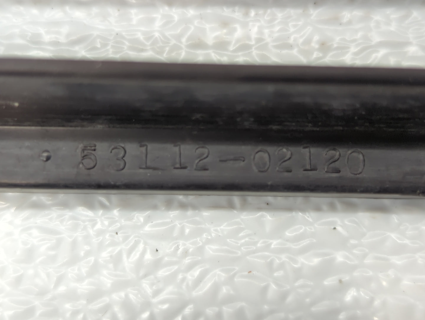 2009-2010 Toyota Corolla Front Bumper Grille Cover - Oemusedautoparts1.com