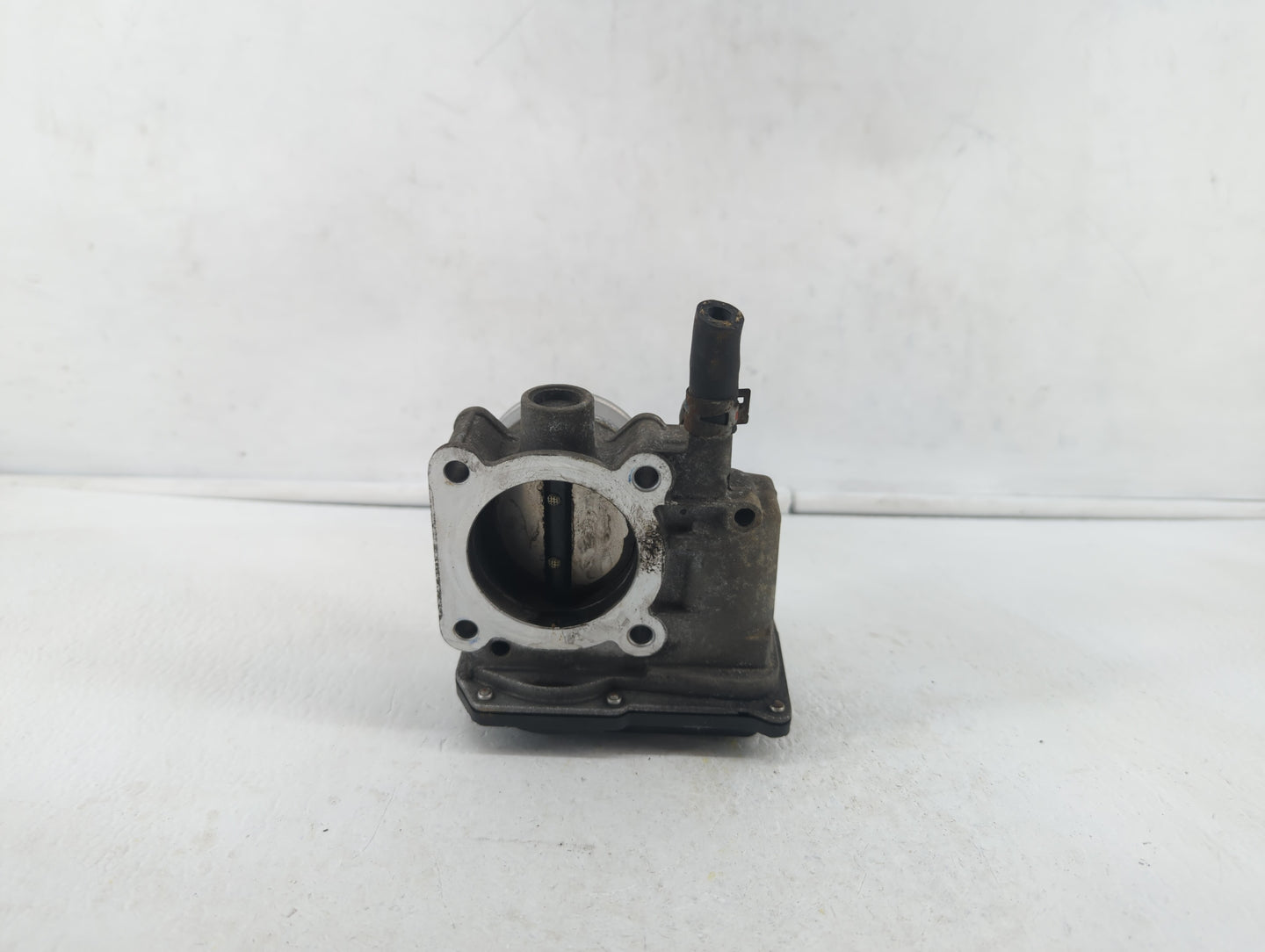 2009-2010 Toyota Corolla Throttle Body P/N:22030-0T070 22030-0T040, 22030-37010, 22890298, 1258890-B Fits Fits 2009 2010 OEM