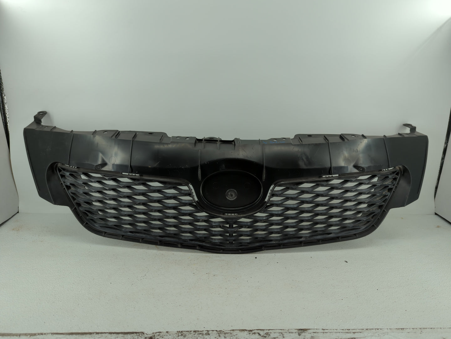 2009-2010 Toyota Corolla Front Grille Bumper Not Included Black - Oemusedautoparts1.com