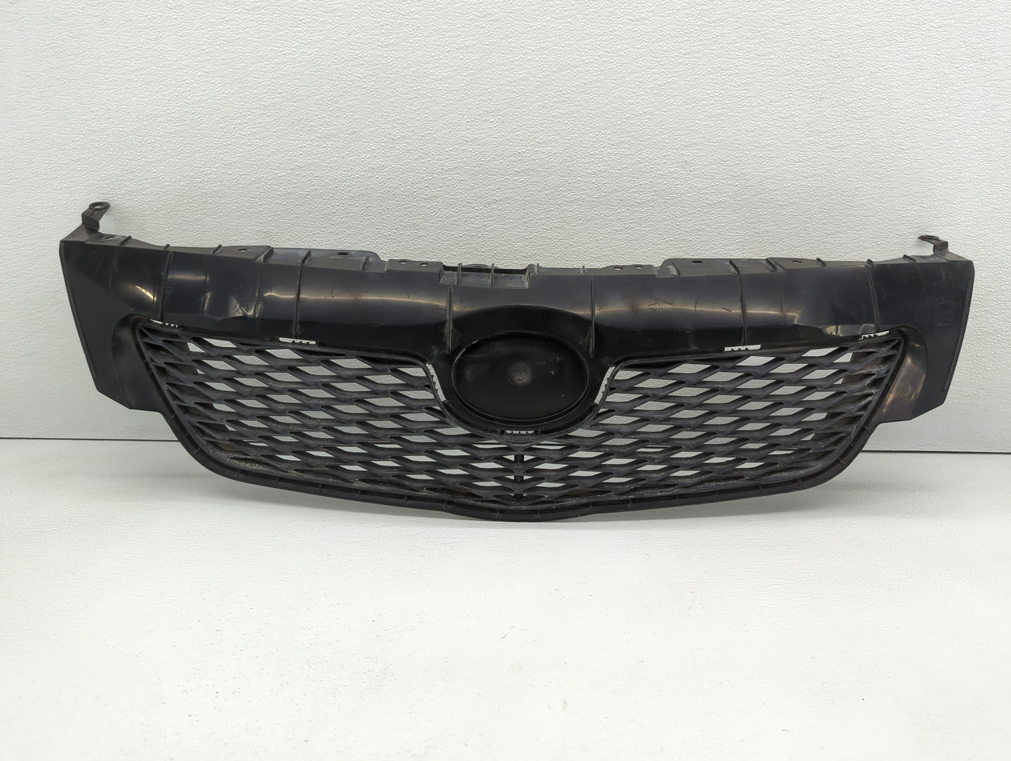 2009-2010 Toyota Corolla Front Bumper Grille Cover - Oemusedautoparts1.com