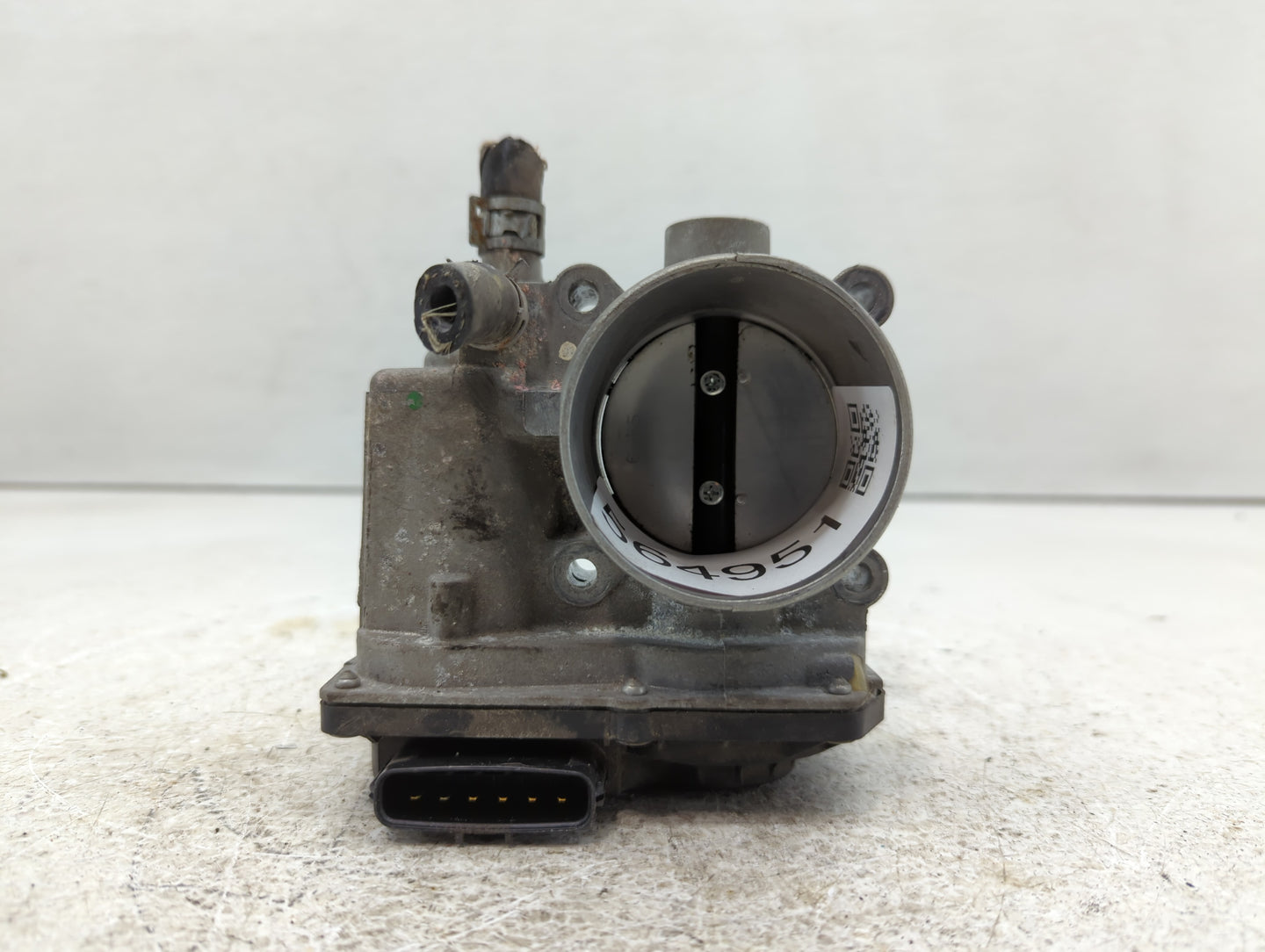 2009-2010 Toyota Corolla Throttle Body P/N:22030-0T040 Fits Fits 2009 2010 OEM Used Auto Parts - Oemusedautoparts1.com