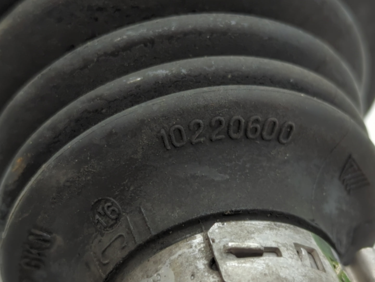 2009-2019 Toyota Corolla Axle Shaft Front Passenger Cv C/v - Oemusedautoparts1.com