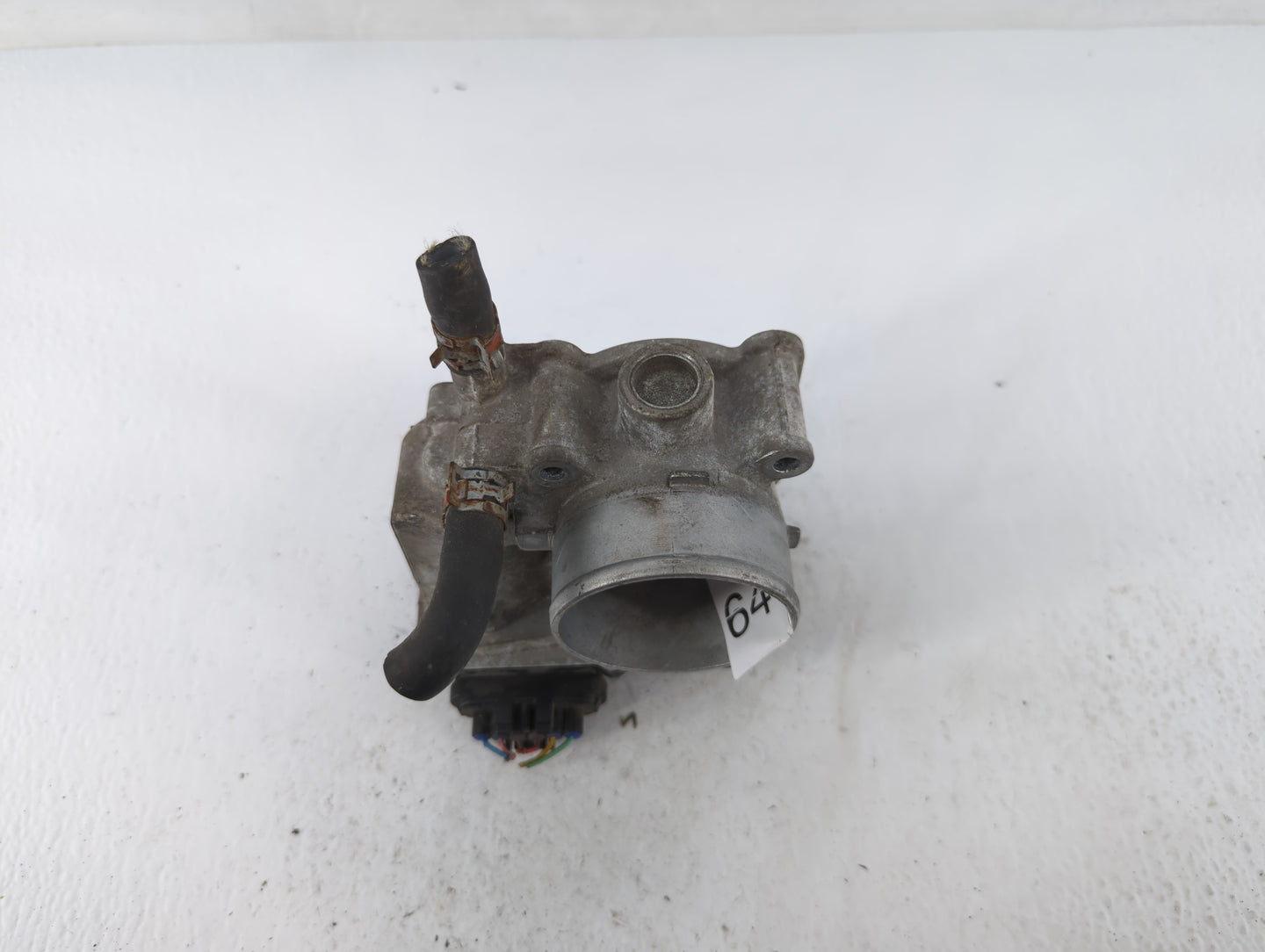 2009-2010 Toyota Corolla Throttle Body P/N:09M13 2030-0T070 Fits Fits 2009 2010 OEM Used Auto Parts - Oemusedautoparts1.com