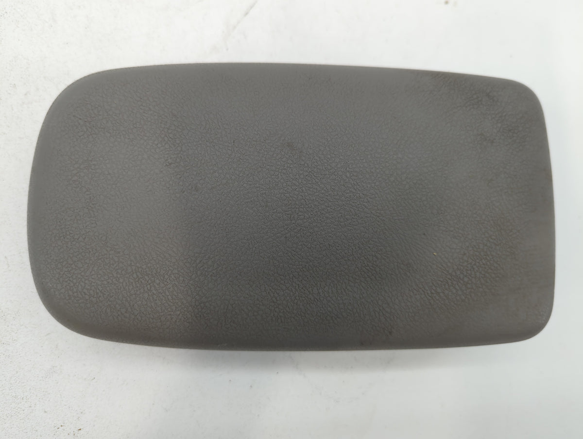 2009-2010 Toyota Corolla Center Console Armrest Cover Lid 662376 - Oemusedautoparts1.com