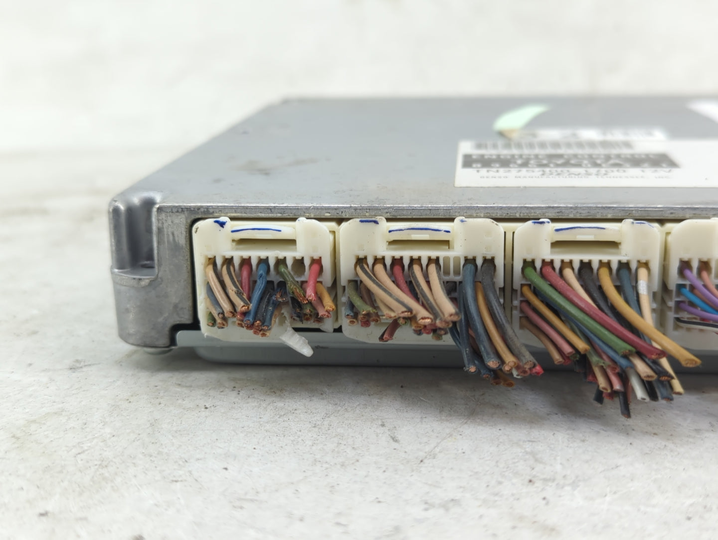 2010 Toyota Highlander PCM Engine Control Computer ECU ECM PCU OEM P/N:TN275400-1700 89661-0E321 Fits OEM Used Auto Parts - 