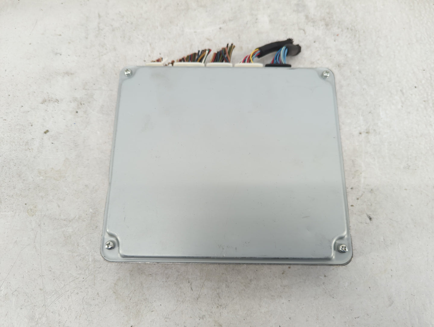 2010 Toyota Highlander PCM Engine Control Computer ECU ECM PCU OEM P/N:TN275400-1700 89661-0E321 Fits OEM Used Auto Parts - 
