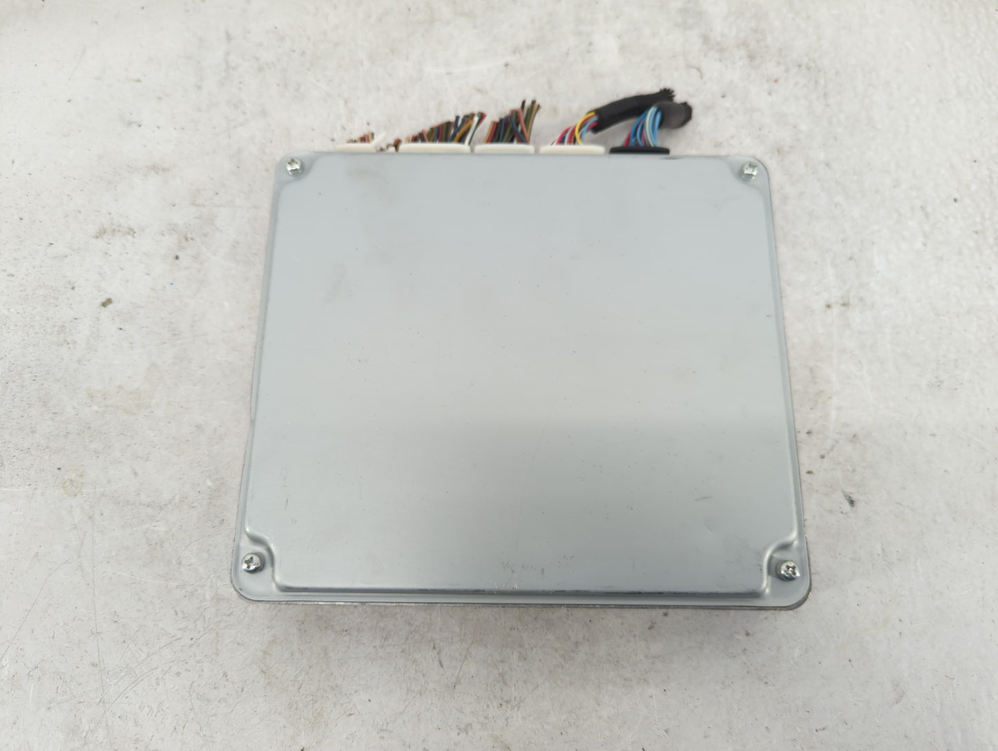 2010 Toyota Highlander PCM Engine Control Computer ECU ECM PCU OEM P/N:TN275400-1700 89661-0E321 Fits OEM Used Auto Parts - 