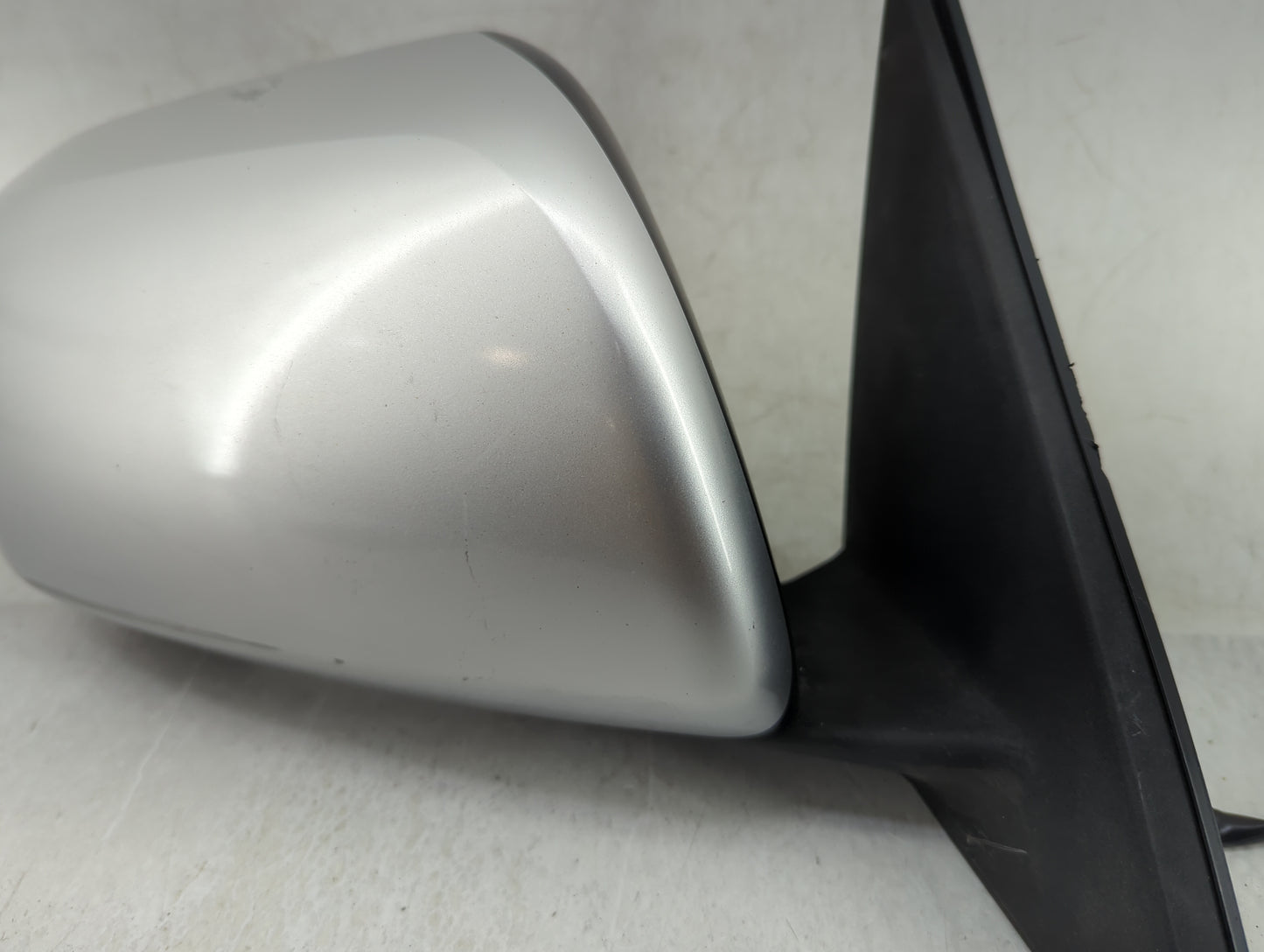 2008-2013 Toyota Highlander Passenger Side View Mirror - Right Door Mirror OEM Used - Oemusedautoparts1.com