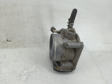 2004-2010 Toyota Highlander Throttle Body P/N:22030-20060 Fits Fits 2003 2004 2005 2006 2007 2008 2009 2010 OEM Used Auto Pa