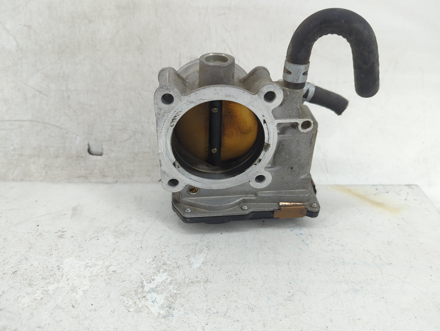 2004-2010 Toyota Highlander Throttle Body P/N:22030-20060 Fits Fits 2003 2004 2005 2006 2007 2008 2009 2010 OEM Used Auto Pa