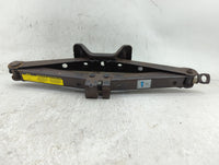 2010 Toyota Highlander Spare Scissor Car Jack - Oemusedautoparts1.com