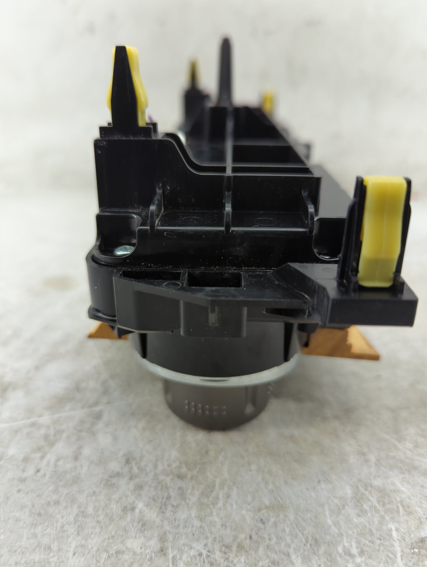 2010 Toyota Highlander Climate Control Module Temperature AC/Heater Replacement P/N:55900-48181 Fits OEM Used Auto Parts - O