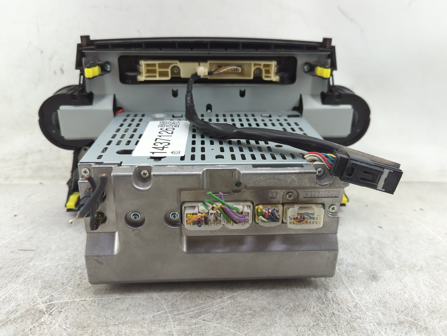 2010 Toyota Highlander Radio AM FM Cd Player Receiver Replacement P/N:86120-48E40-C0 CQ-JT8661AJ Fits OEM Used Auto Parts - 
