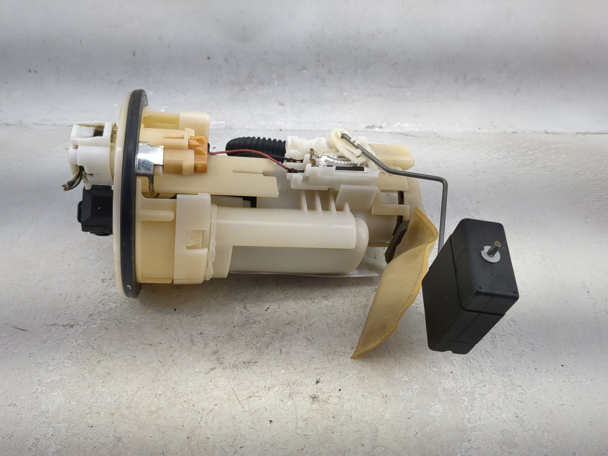 2006-2010 Toyota Highlander Electrical Gas Fuel Pump Assembly - Oemusedautoparts1.com