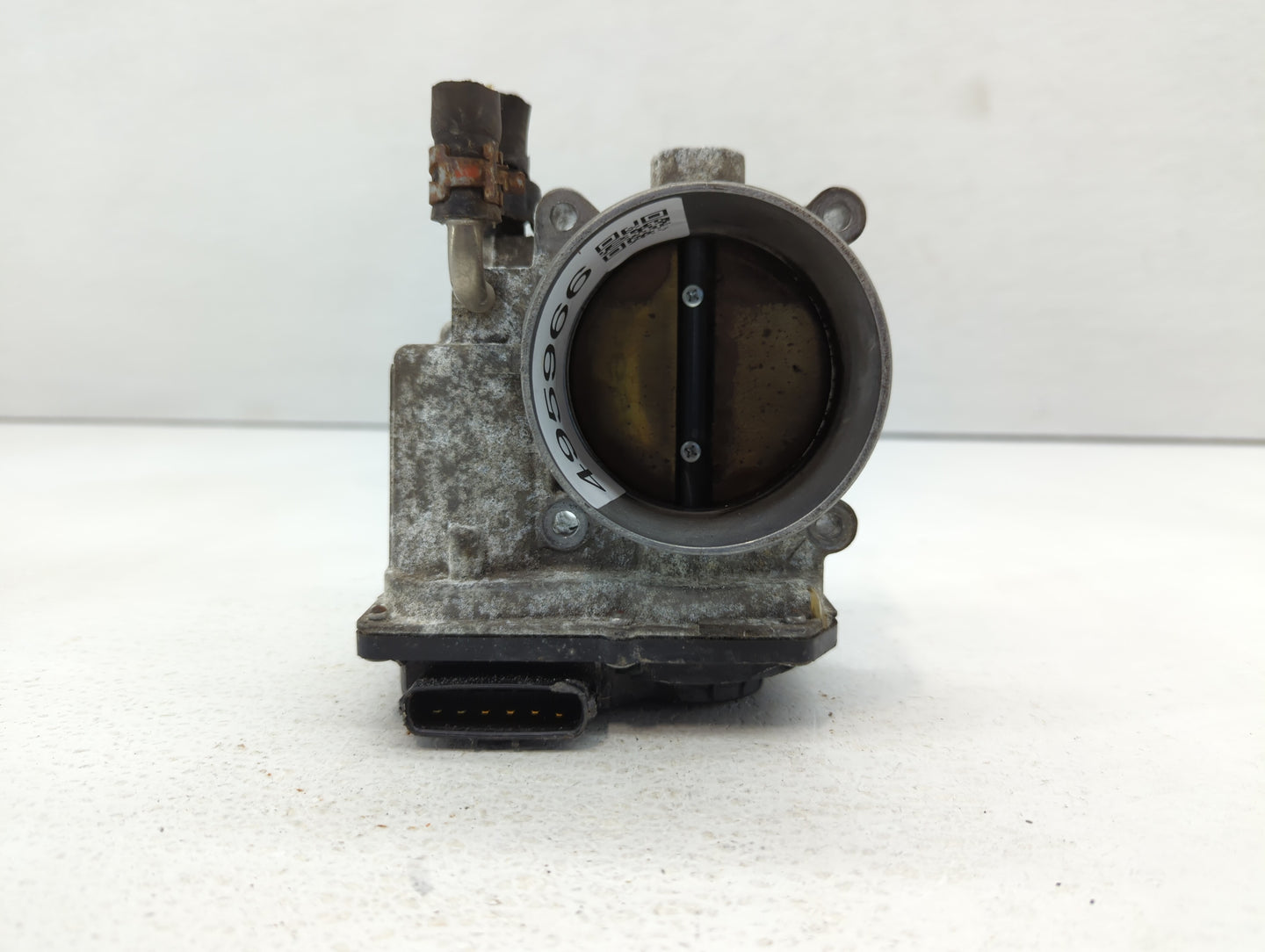 2008-2016 Toyota Highlander Throttle Body P/N:22030-0P050 Fits OEM Used Auto Parts - Oemusedautoparts1.com