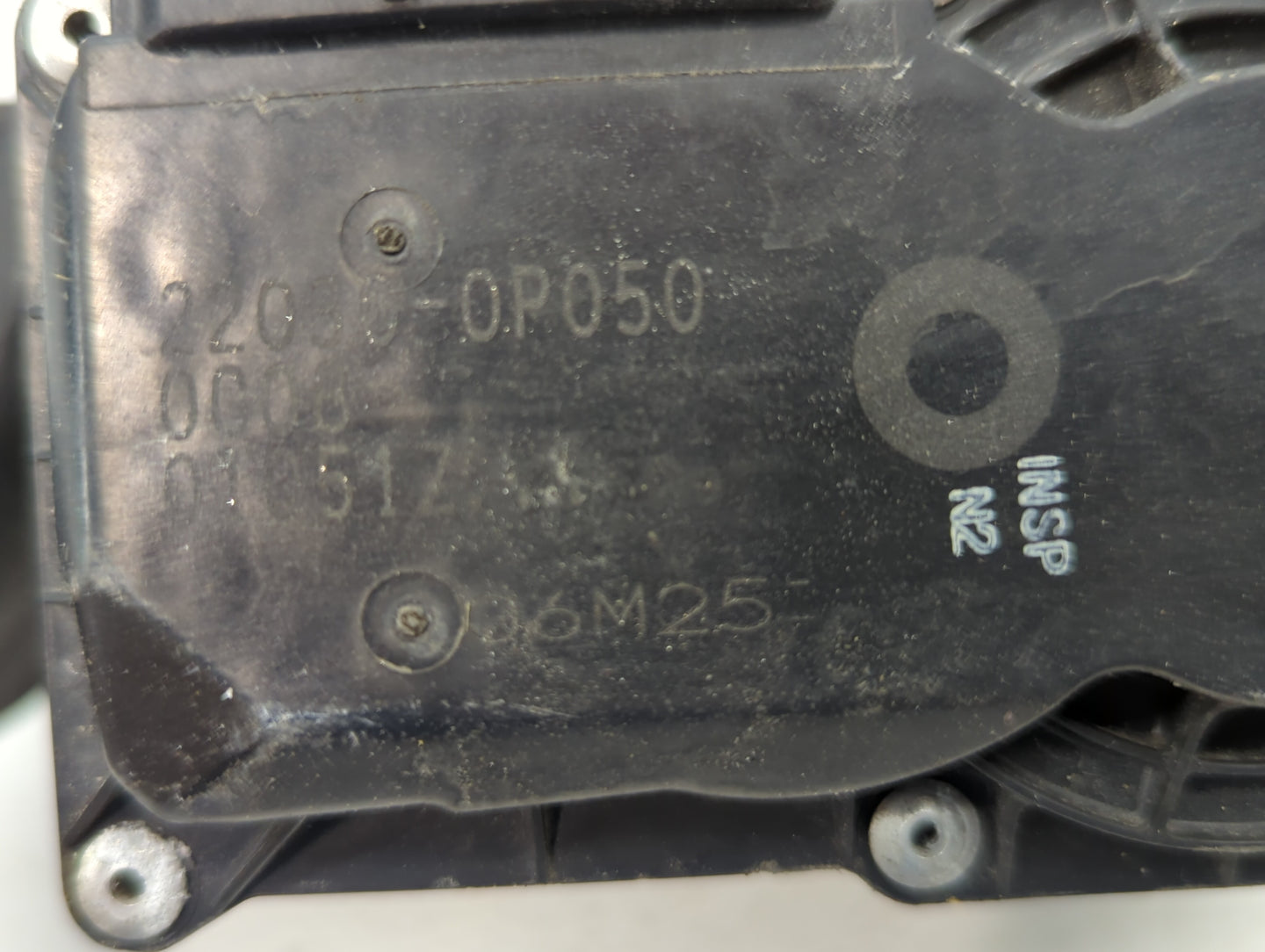 2008-2016 Toyota Highlander Throttle Body P/N:22030-0P050 Fits OEM Used Auto Parts - Oemusedautoparts1.com