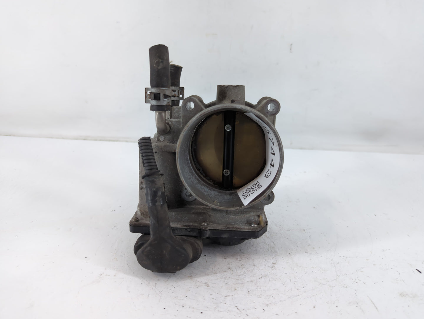 2008-2016 Toyota Highlander Throttle Body P/N:22030-0P050 Fits OEM Used Auto Parts - Oemusedautoparts1.com