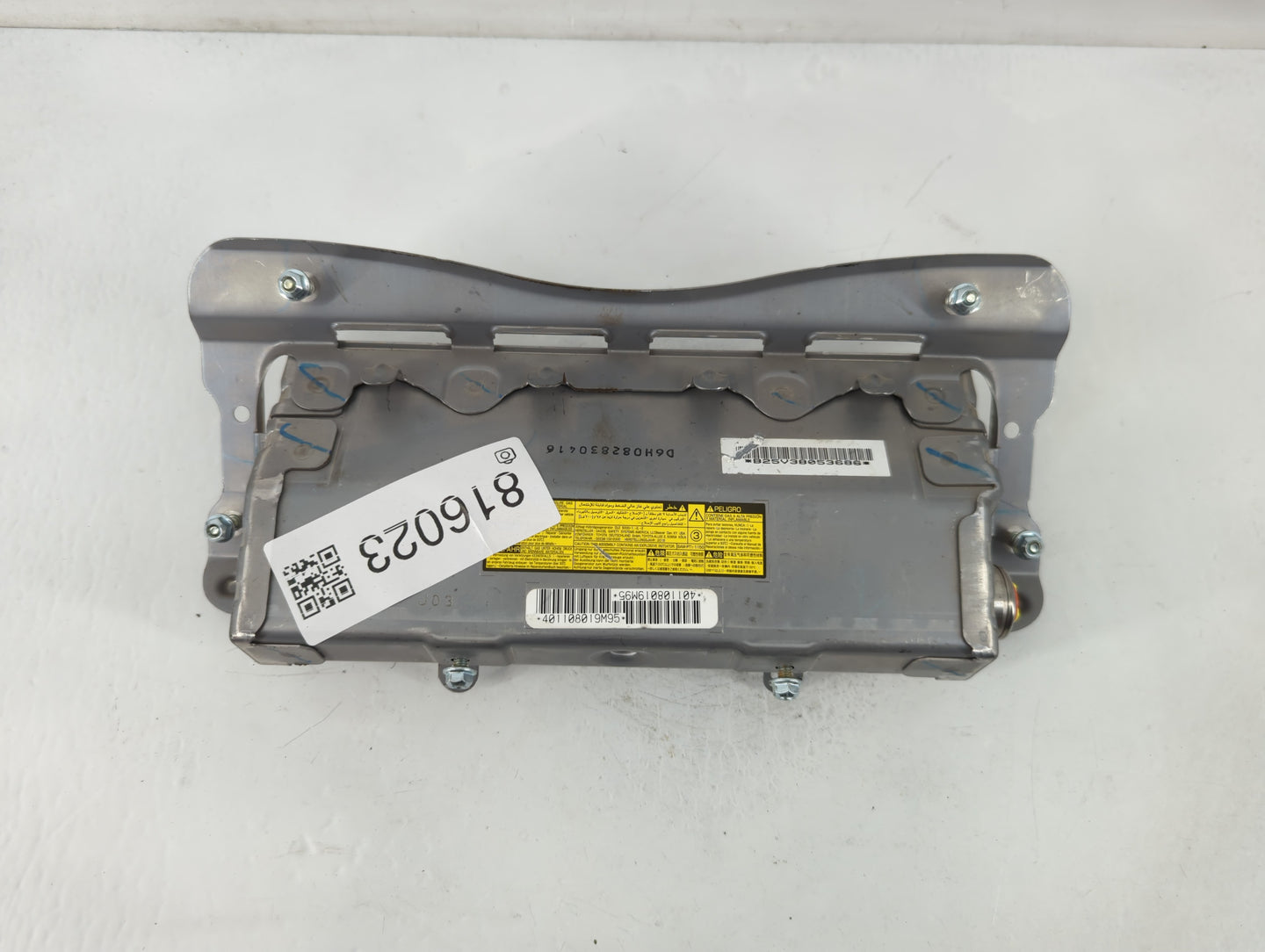 2008-2013 Toyota Highlander Air Bag Driver Left Knee OEM Fits Fits 2008 2009 2010 2011 2012 2013 OEM Used Auto Parts - Oemus