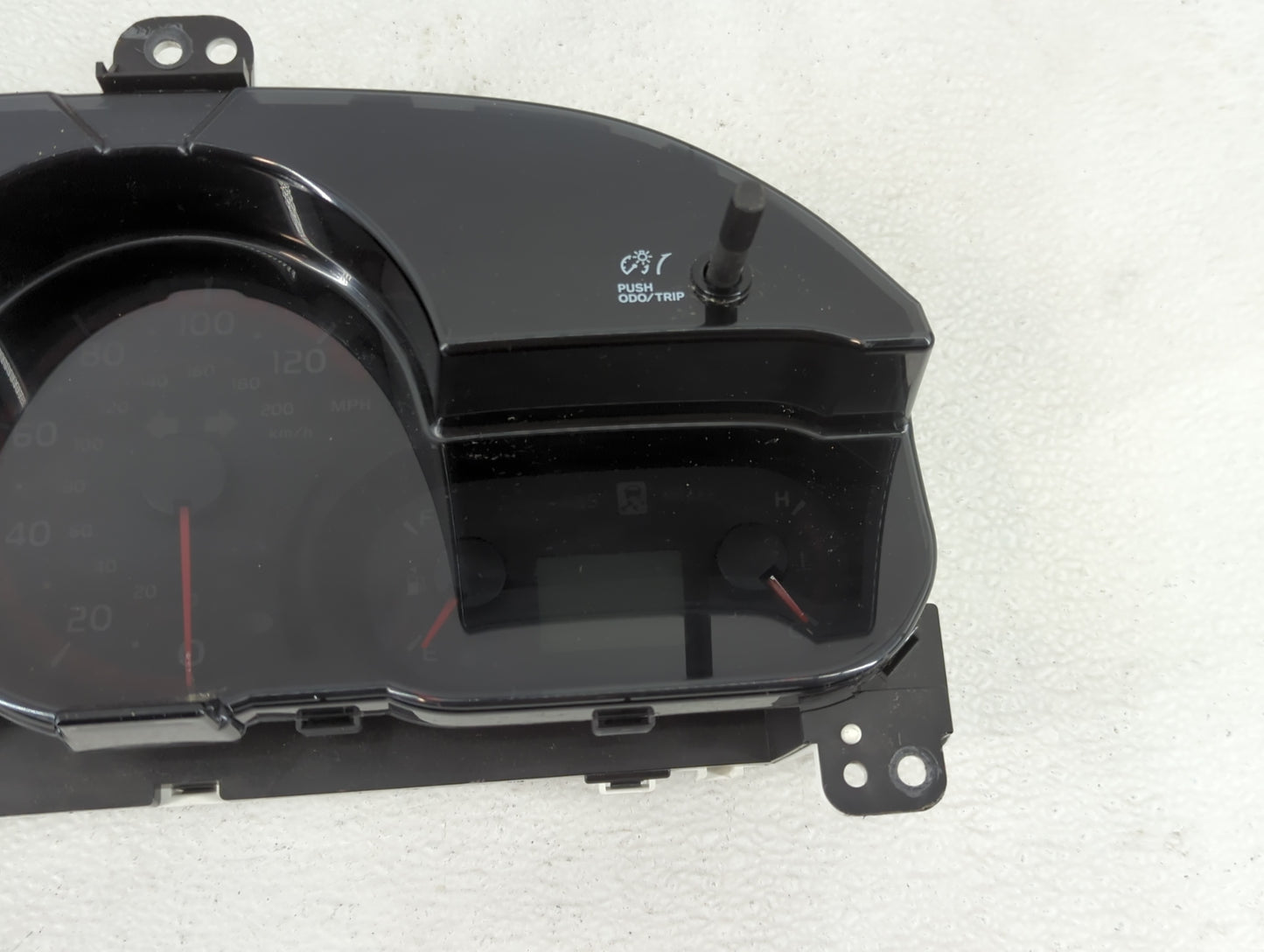 2009-2010 Toyota Matrix Instrument Cluster Speedometer Gauges P/N:83800-02T70-00 Fits Fits 2009 2010 OEM Used Auto Parts - O