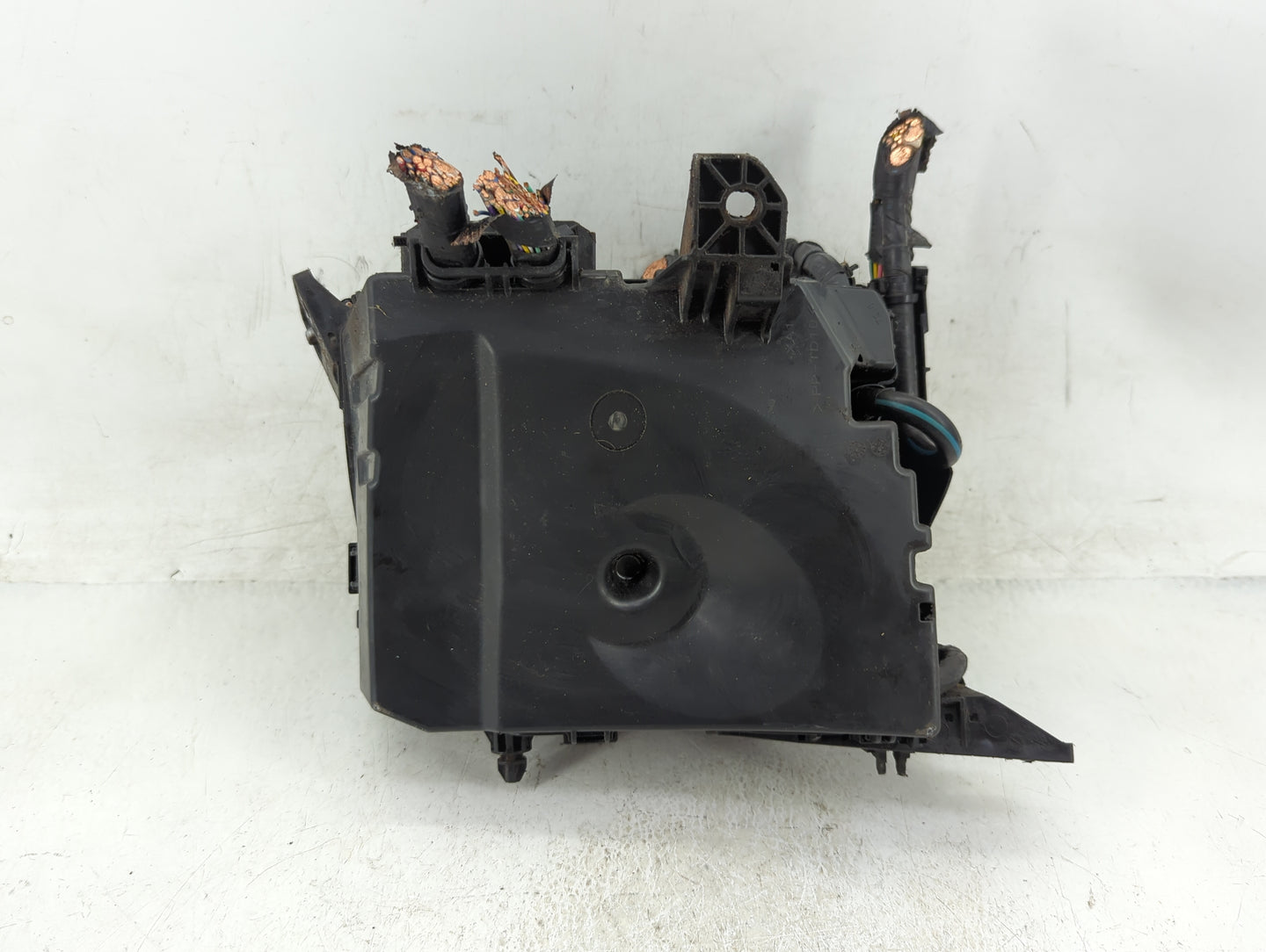 2009-2014 Toyota Matrix Fusebox Fuse Box Panel Relay Module P/N:82662-02270 Fits Fits 2009 2010 2011 2012 2013 2014 OEM Used