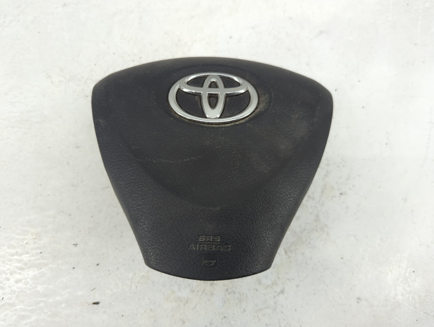 2010 Toyota Matrix Air Bag Driver Left Steering Wheel Mounted Fits OEM Used Auto Parts - Oemusedautoparts1.com