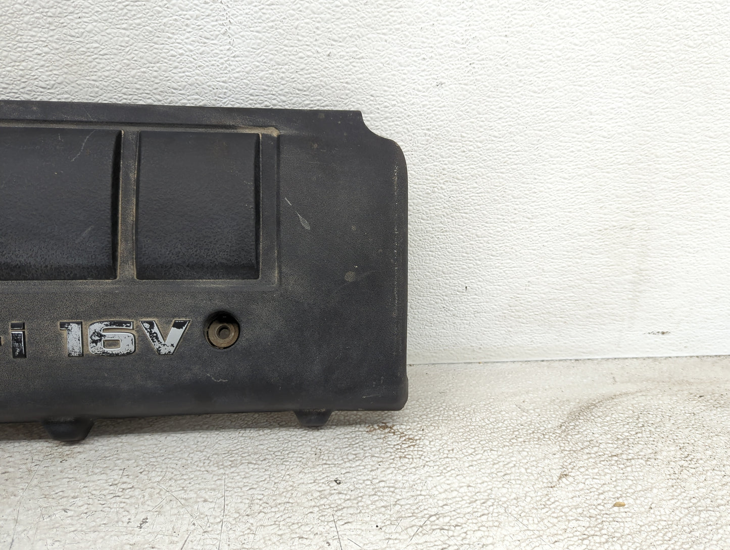 2010 Toyota Matrix Engine Cover 1409167 - Oemusedautoparts1.com