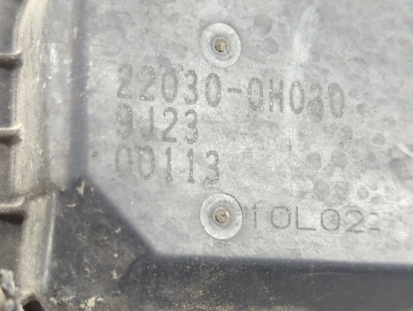 2009-2013 Toyota Matrix Throttle Body P/N:22030-0H030 Fits Fits 2006 2007 2008 2009 2010 2011 2012 2013 2014 2015 OEM Used A