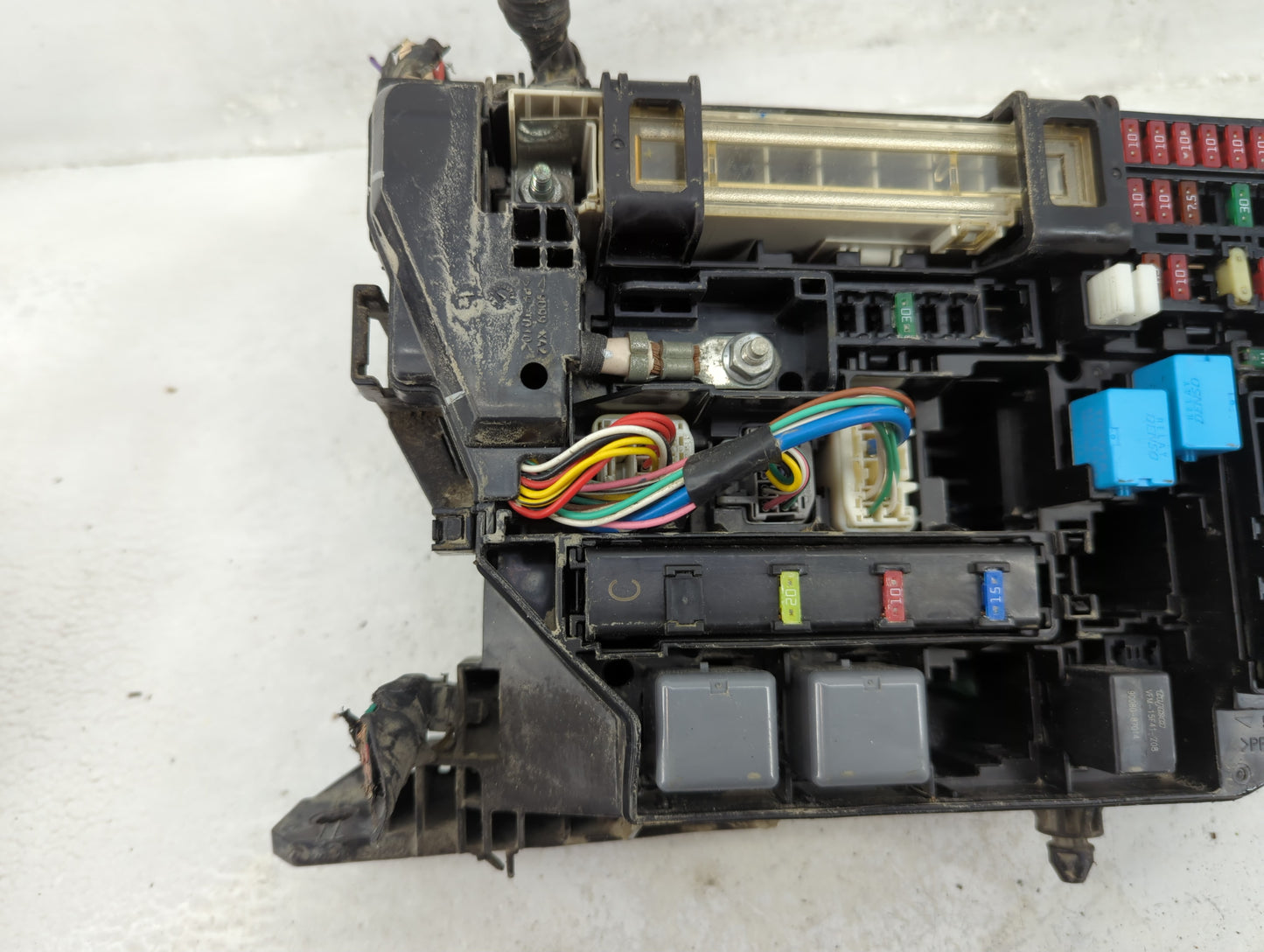 2009-2014 Toyota Matrix Fusebox Fuse Box Panel Relay Module P/N:82662-02270 Fits Fits 2009 2010 2011 2012 2013 2014 OEM Used