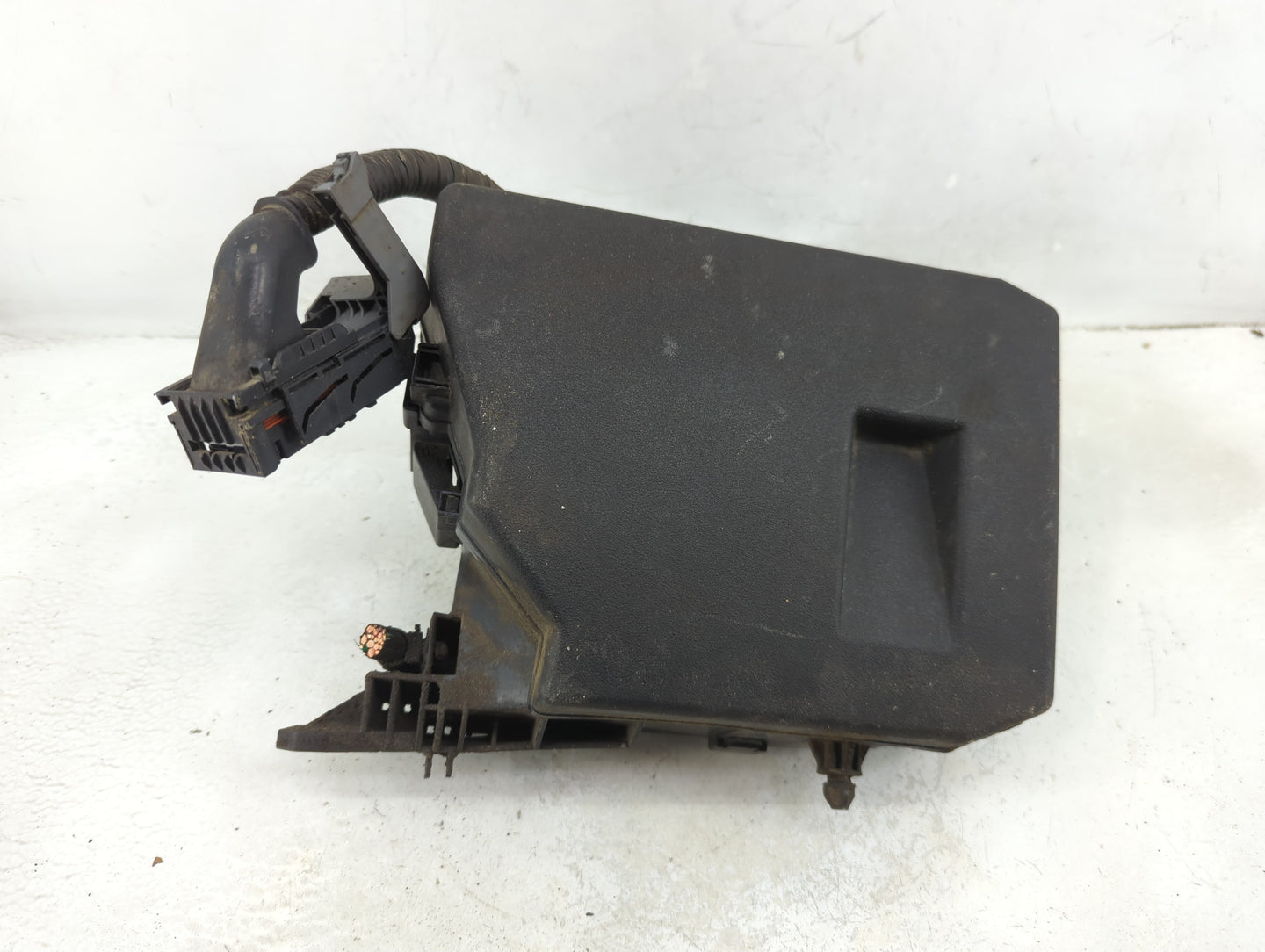 2009-2014 Toyota Matrix Fusebox Fuse Box Panel Relay Module P/N:82662-02270 Fits Fits 2009 2010 2011 2012 2013 2014 OEM Used
