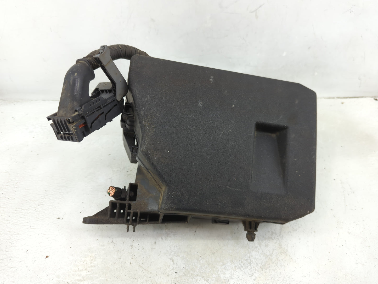 2009-2014 Toyota Matrix Fusebox Fuse Box Panel Relay Module P/N:82662-02270 Fits Fits 2009 2010 2011 2012 2013 2014 OEM Used