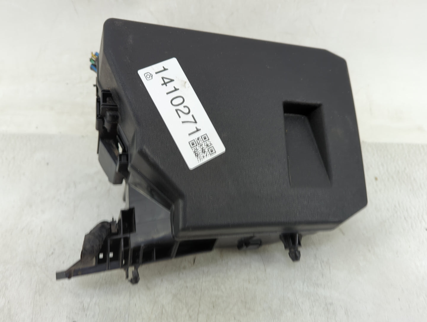 2009-2014 Toyota Matrix Fusebox Fuse Box Panel Relay Module P/N:82662-02270 Fits Fits 2009 2010 2011 2012 2013 2014 OEM Used